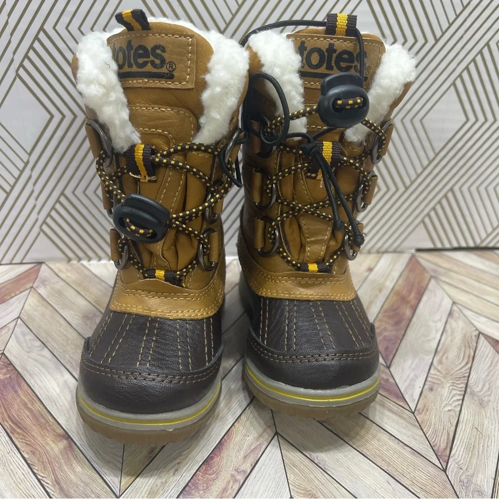 Totes David Toddler Boys Insulated Winter Boots NWT size 5M NWOT G10‎